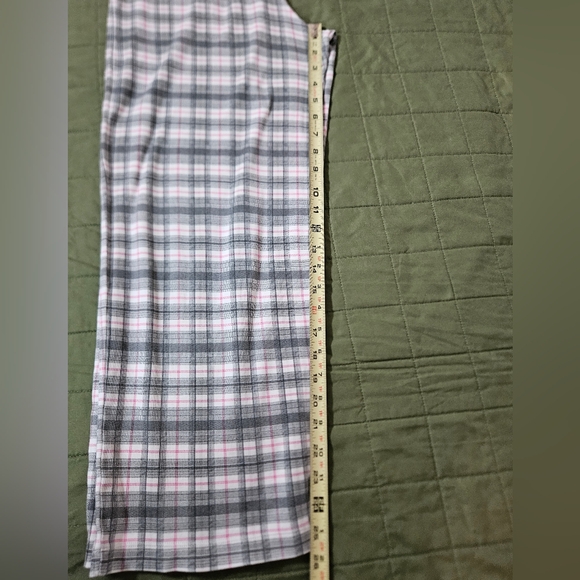 Karen Neuburger size S pajama set pant button up top pink/grey plaid soft - Picture 9 of 11